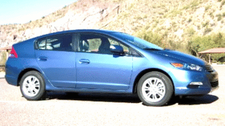 2010 Honda Insight in action