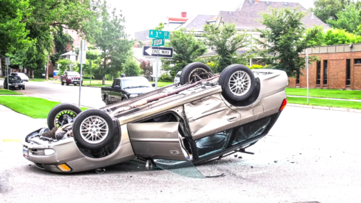 Safety tips for passengers during rollover accidents